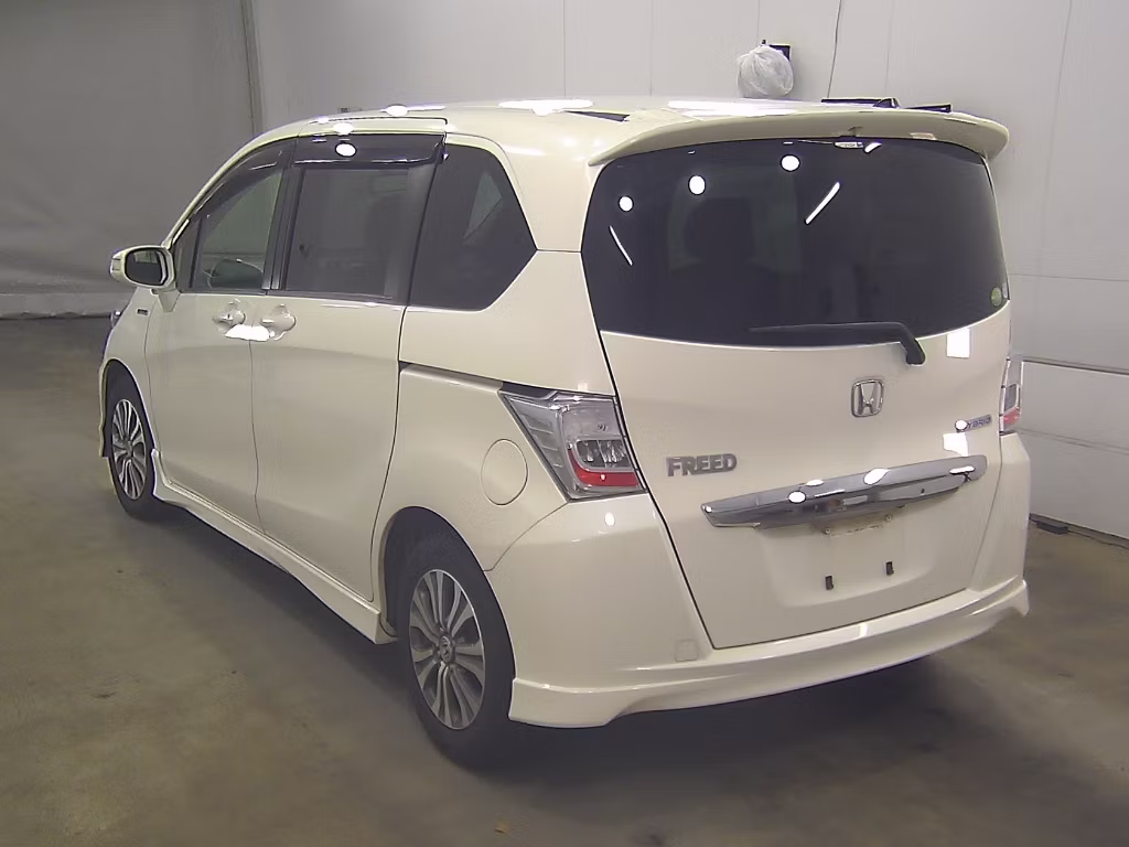 HONDA FREED