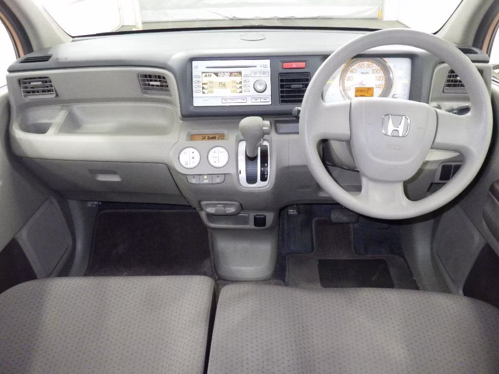 HONDA LIFE