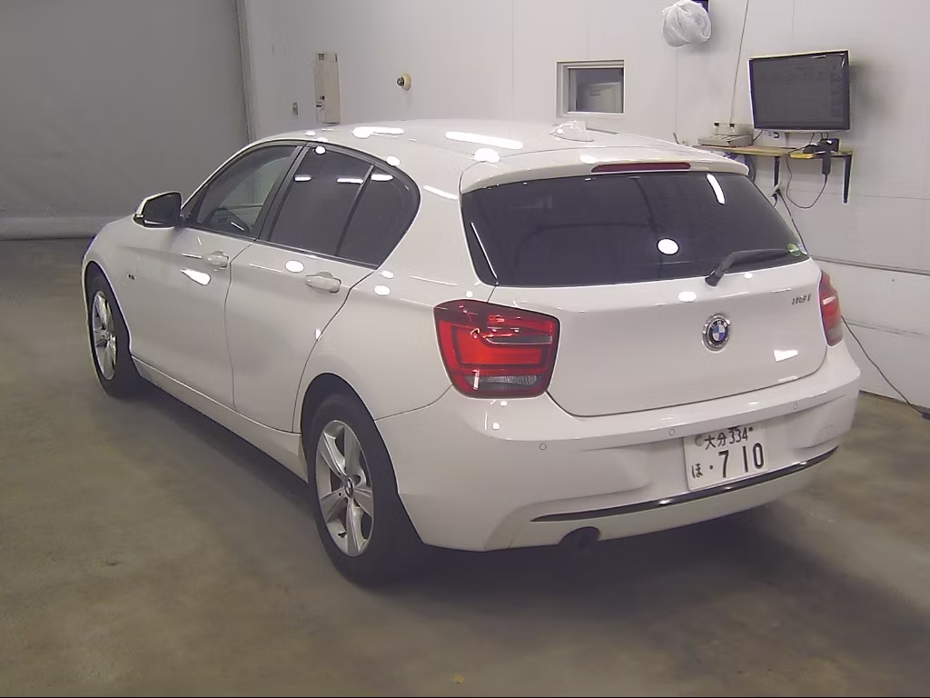 BMW 1-SERIES
