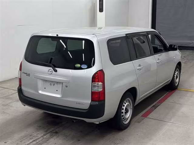 MAZDA FAMILIA