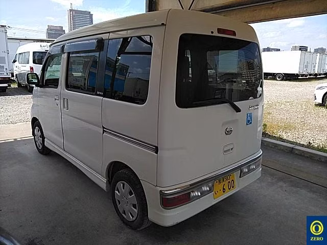DAIHATSU ATRAI