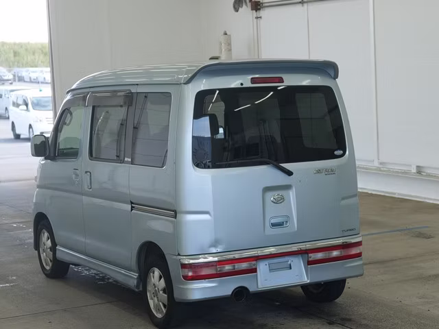 DAIHATSU ATRAI