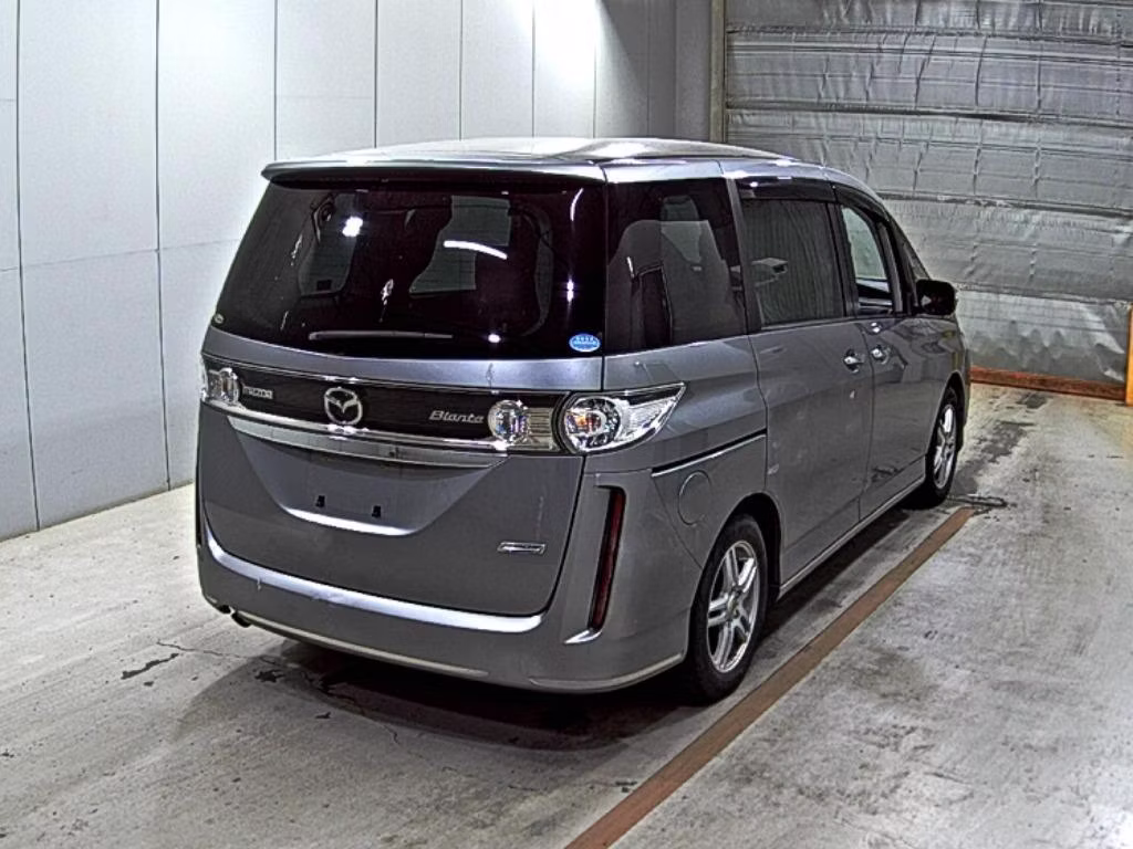 MAZDA BIANTE