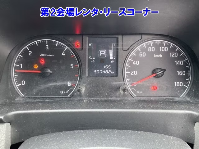 NISSAN NV350 CARAVAN