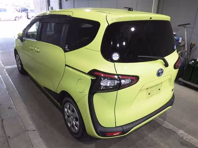 TOYOTA SIENTA