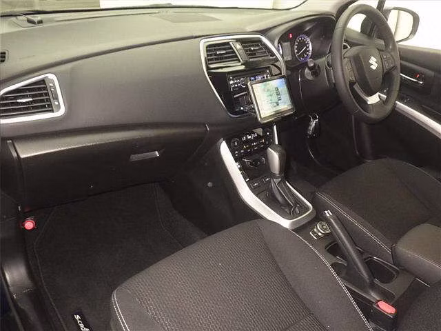 SUZUKI SX4
