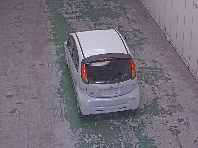 MITSUBISHI I