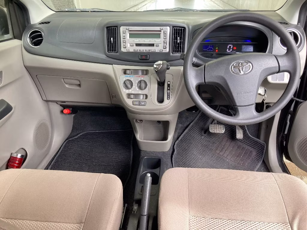 TOYOTA PIXIS EPOCH