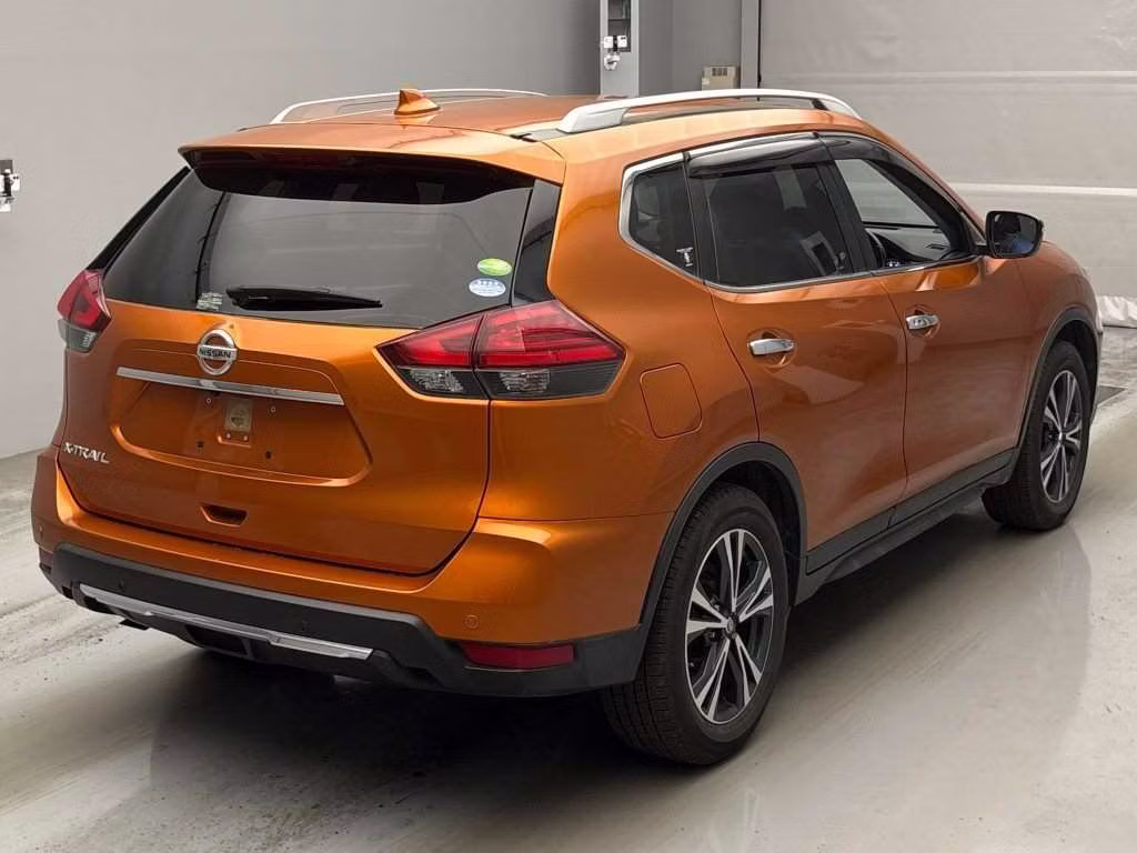 NISSAN X-TRAIL