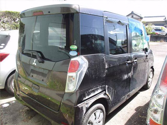 MITSUBISHI EK SPACE