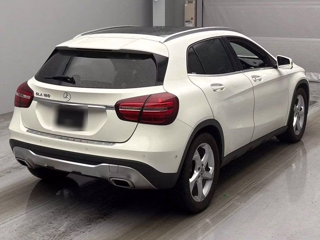 MERCEDES-BENZ GLA-CLASS