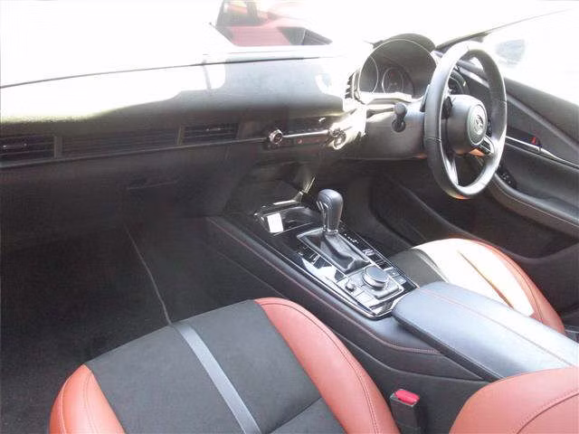 MAZDA CX-30