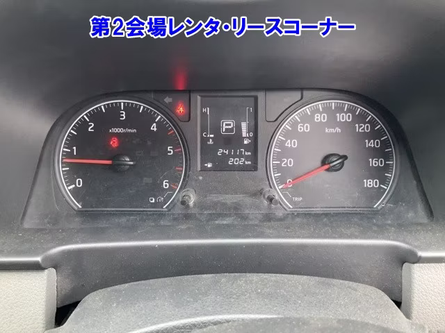 NISSAN NV350 CARAVAN