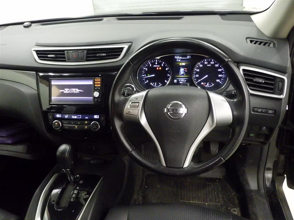 NISSAN X-TRAIL