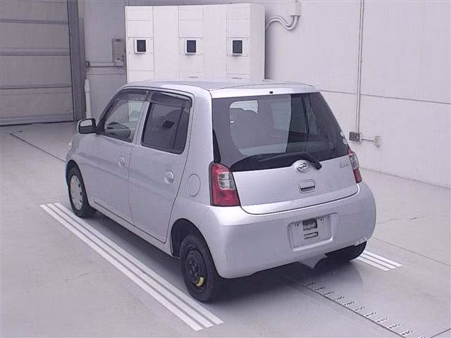 DAIHATSU ESSE