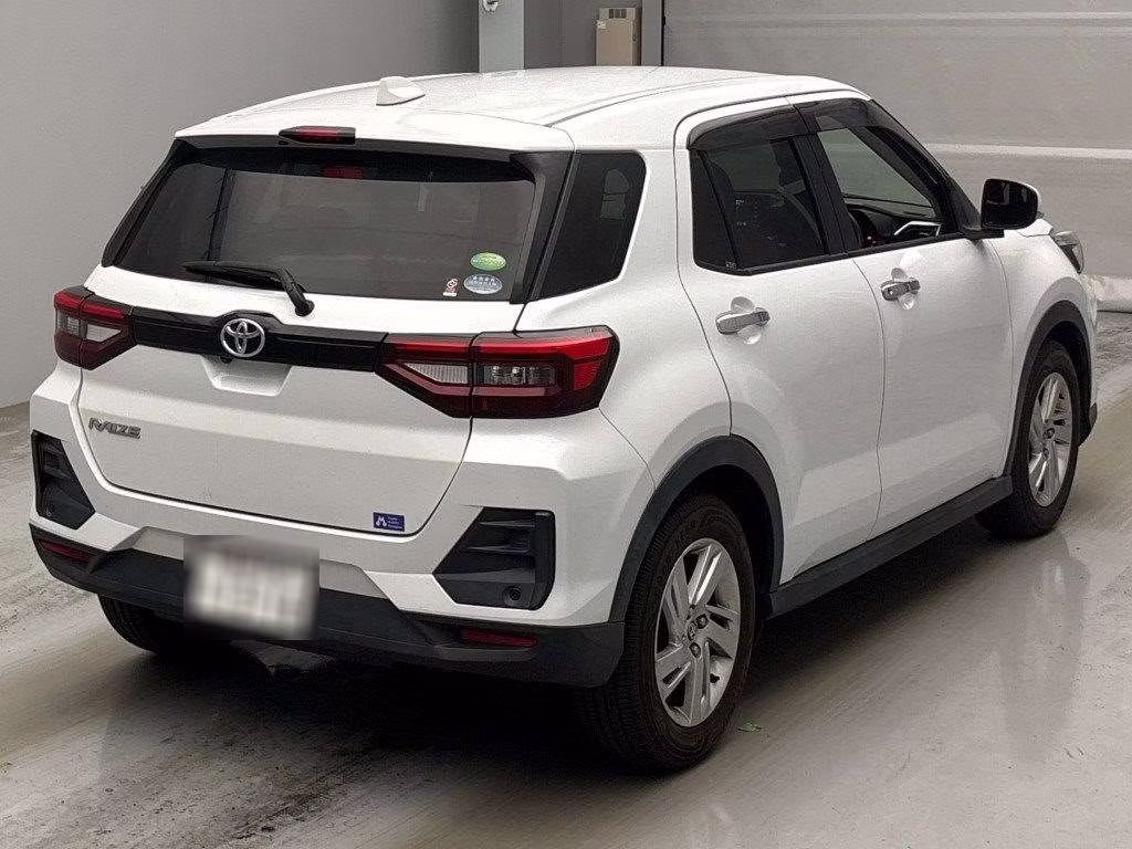 TOYOTA RAIZE