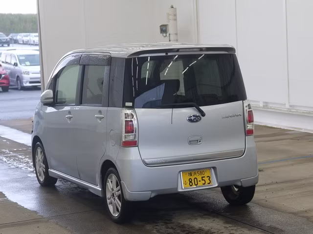 SUBARU LUCRA