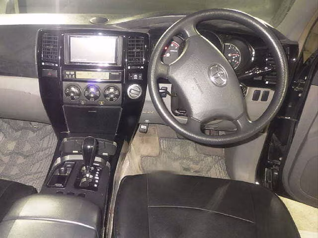 TOYOTA HILUX SURF