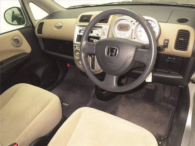 HONDA LIFE