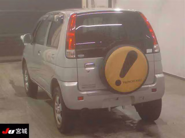 DAIHATSU TERIOS KID