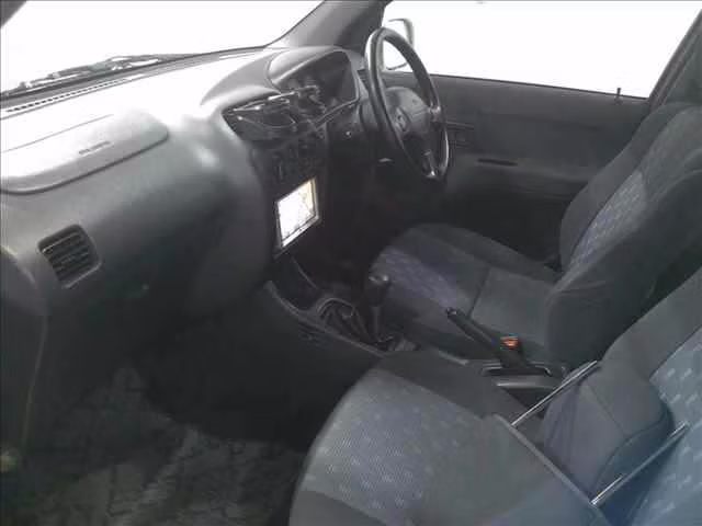 DAIHATSU TERIOS KID