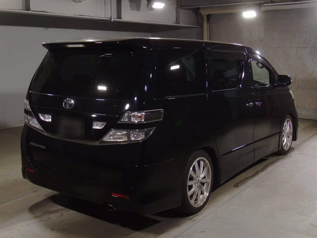 TOYOTA VELLFIRE