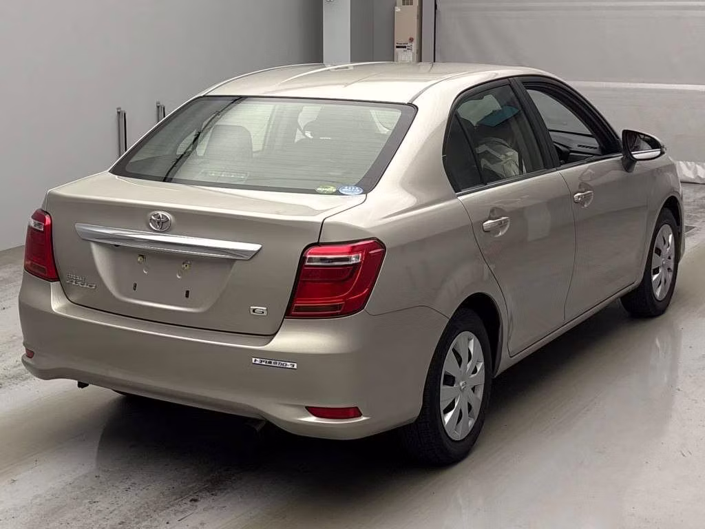TOYOTA COROLLA AXIO