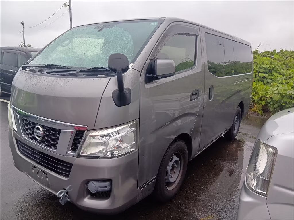 NISSAN NV350 CARAVAN