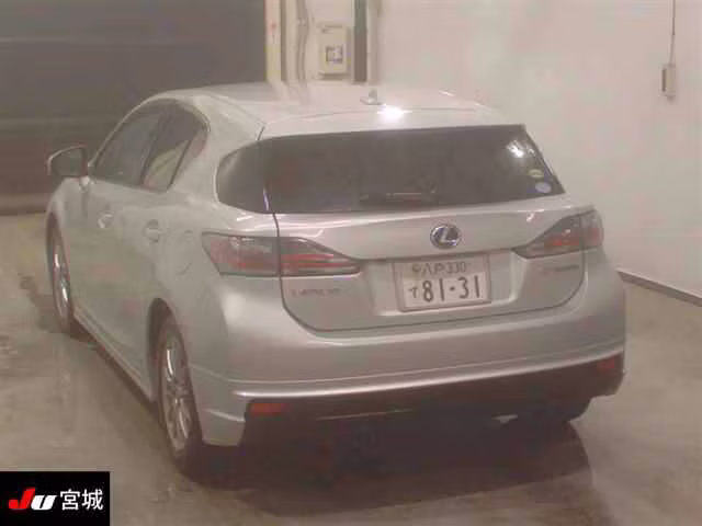 LEXUS CT200H