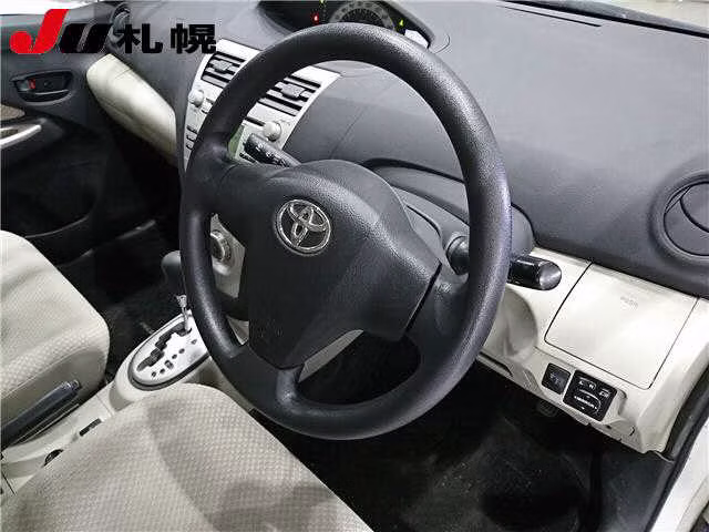 TOYOTA BELTA