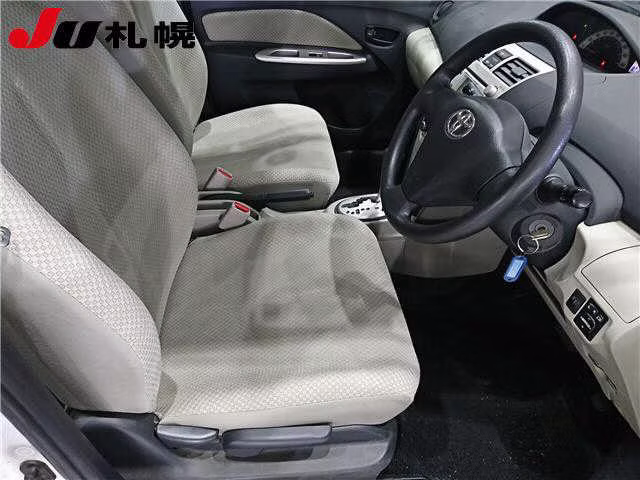 TOYOTA BELTA