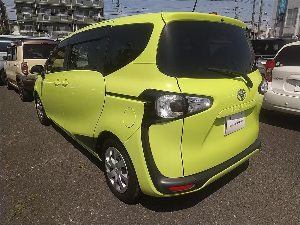 TOYOTA SIENTA
