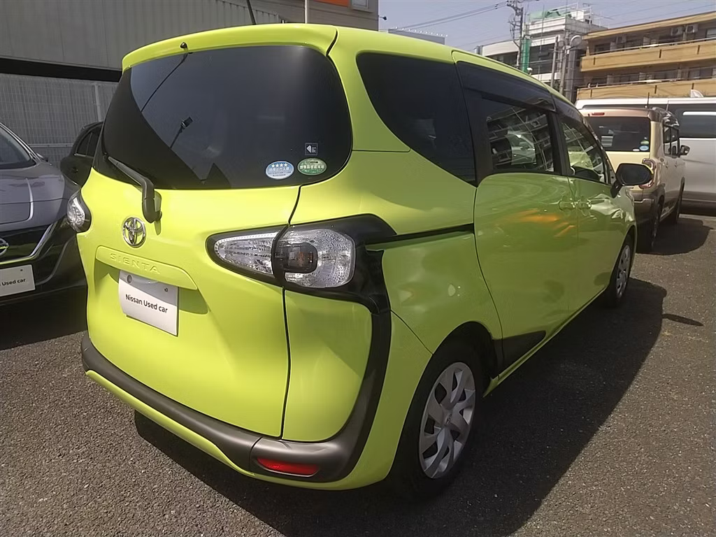 TOYOTA SIENTA