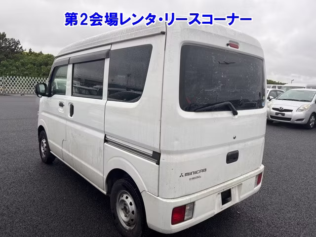 MITSUBISHI MINICAB