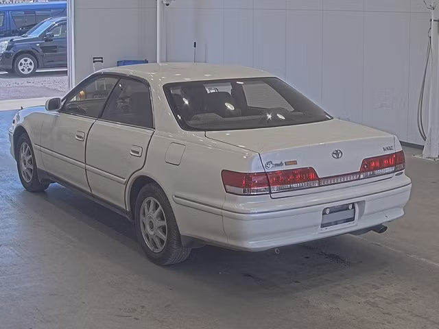 TOYOTA MARK II