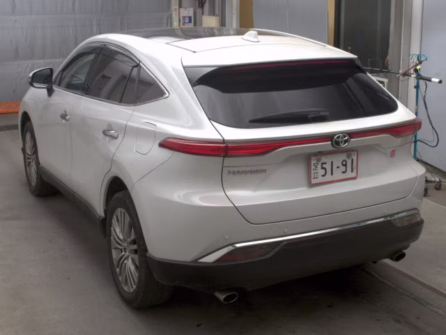 TOYOTA HARRIER