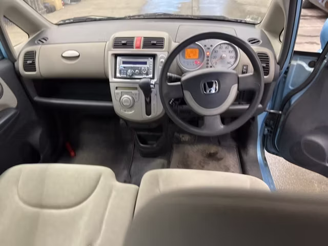 HONDA LIFE
