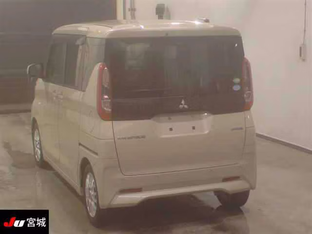 MITSUBISHI EK SPACE