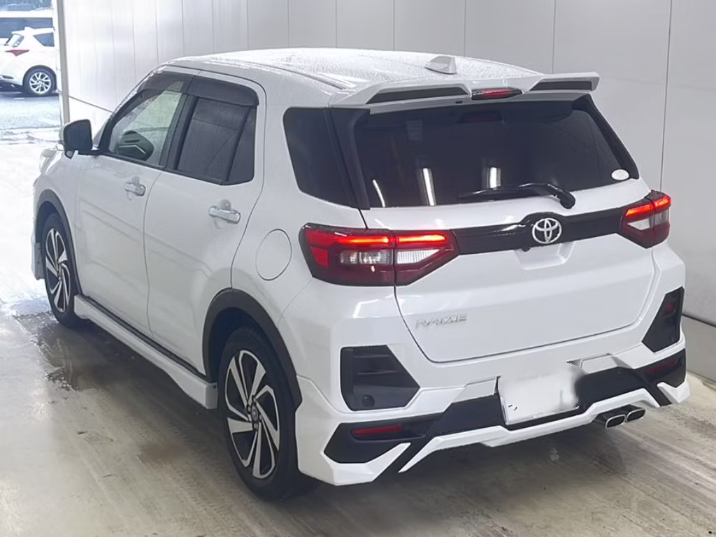 TOYOTA RAIZE