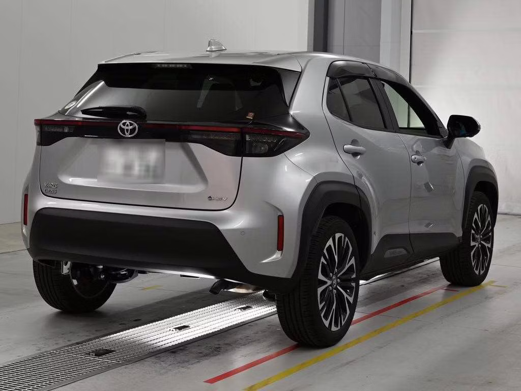 TOYOTA YARIS CROSS