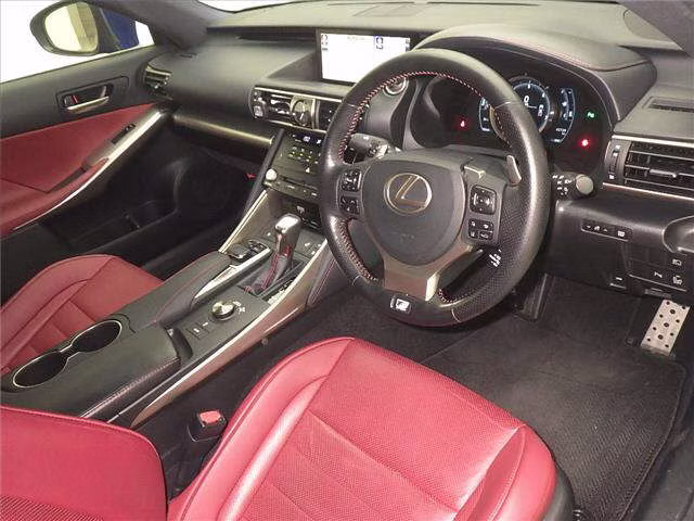 LEXUS IS350