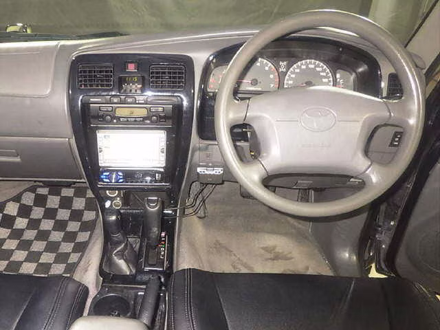 TOYOTA HILUX SURF