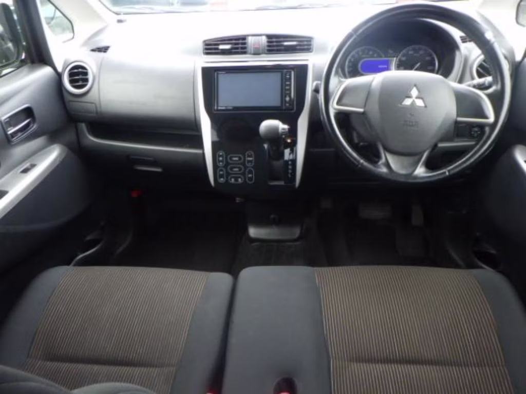 MITSUBISHI EK CUSTOM