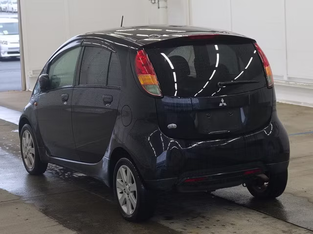 MITSUBISHI I