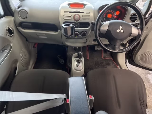 MITSUBISHI I