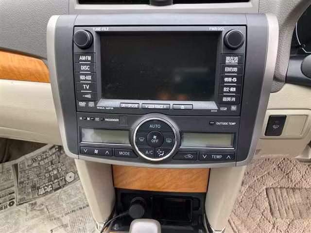 TOYOTA PREMIO