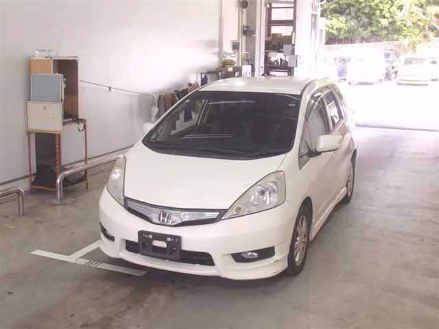 HONDA FIT SHUTTLE