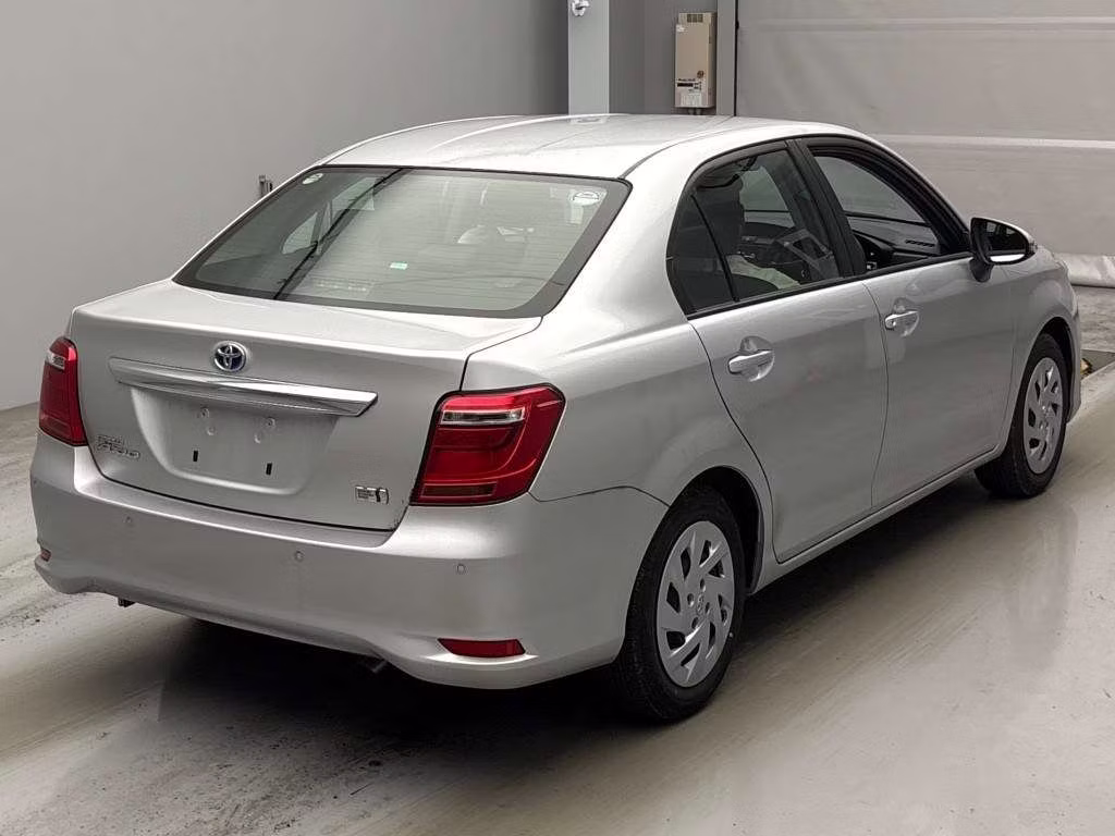 TOYOTA COROLLA AXIO