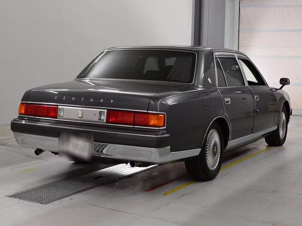TOYOTA CENTURY
