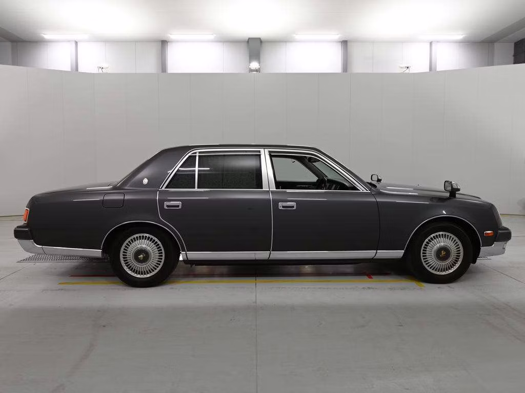 TOYOTA CENTURY